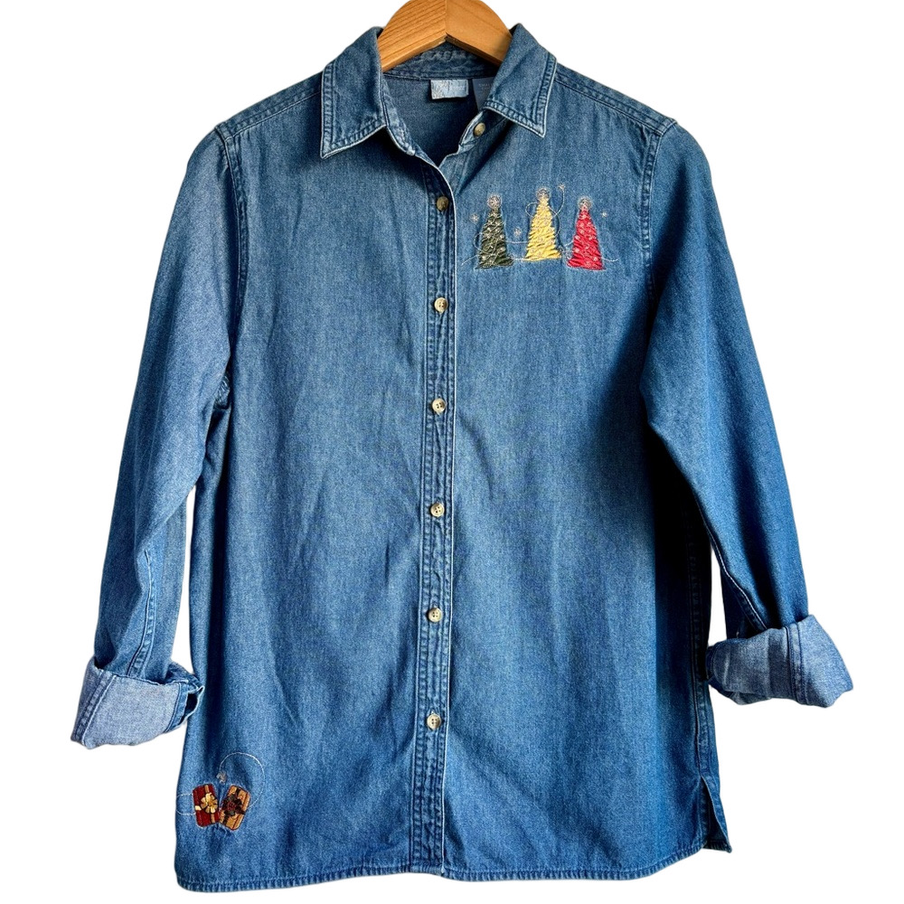 100% Cotton Denim Christmas Tree Embroidered Embroidery Button Down Shirt SM